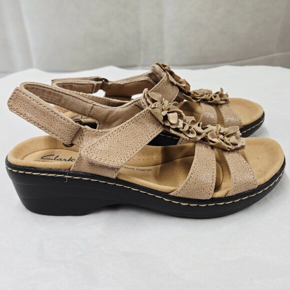 Clarks Beige Floral Strap Sandals - Picture 2 of 13